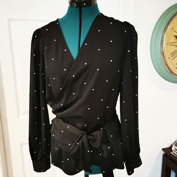 Satin wrap up top - Picture 5 of 5